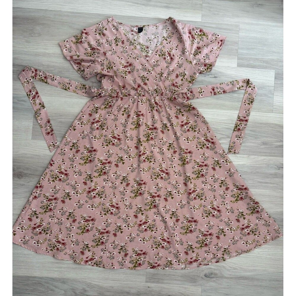 Shein Ditsy Floral print Belted Dress short Sleeve Size Large